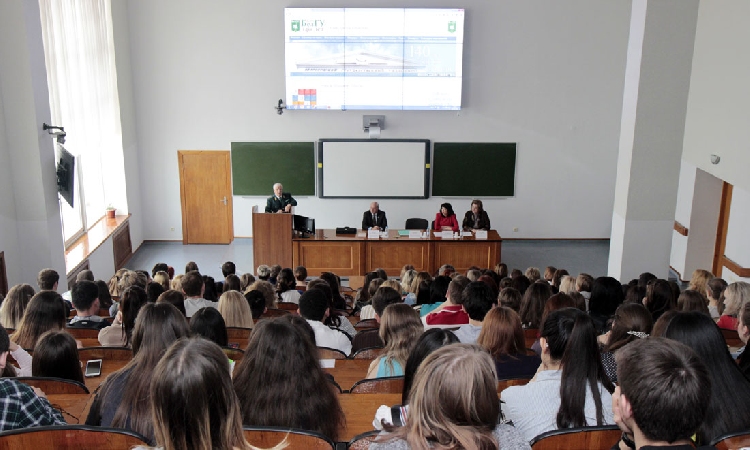 События НИУ «БелГУ» встреча с начальником белгородской таможни 