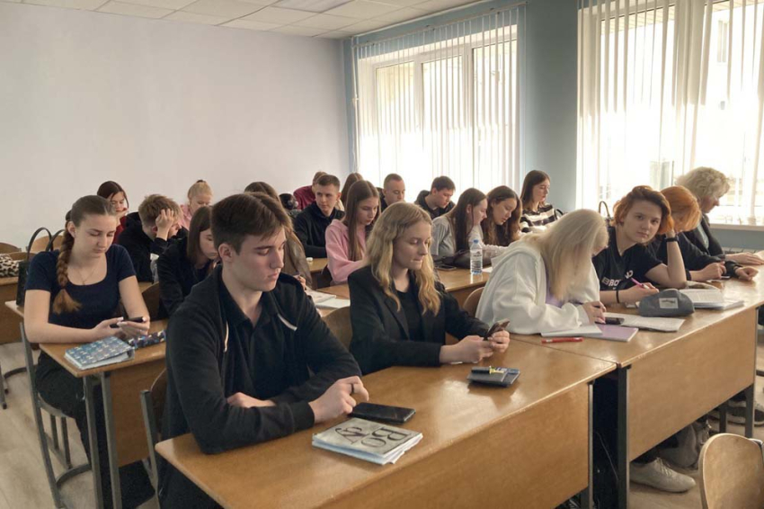 НИУ «БелГУ» стал площадкой для открытого диалога о роли и угрозах интернета в современной коммуникации События НИУ «БелГУ» ниу «белгу» стал площадкой для открытого диалога о роли и угрозах интернета в современной коммуникации