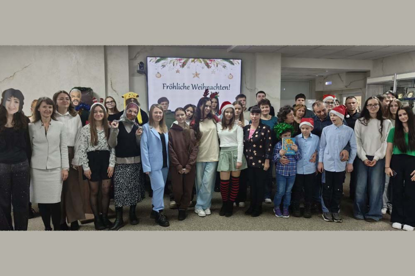 События НИУ «БелГУ» студенты ниу «белгу» и белгородские школьники совершили рождественское путешествие на немецком языке 