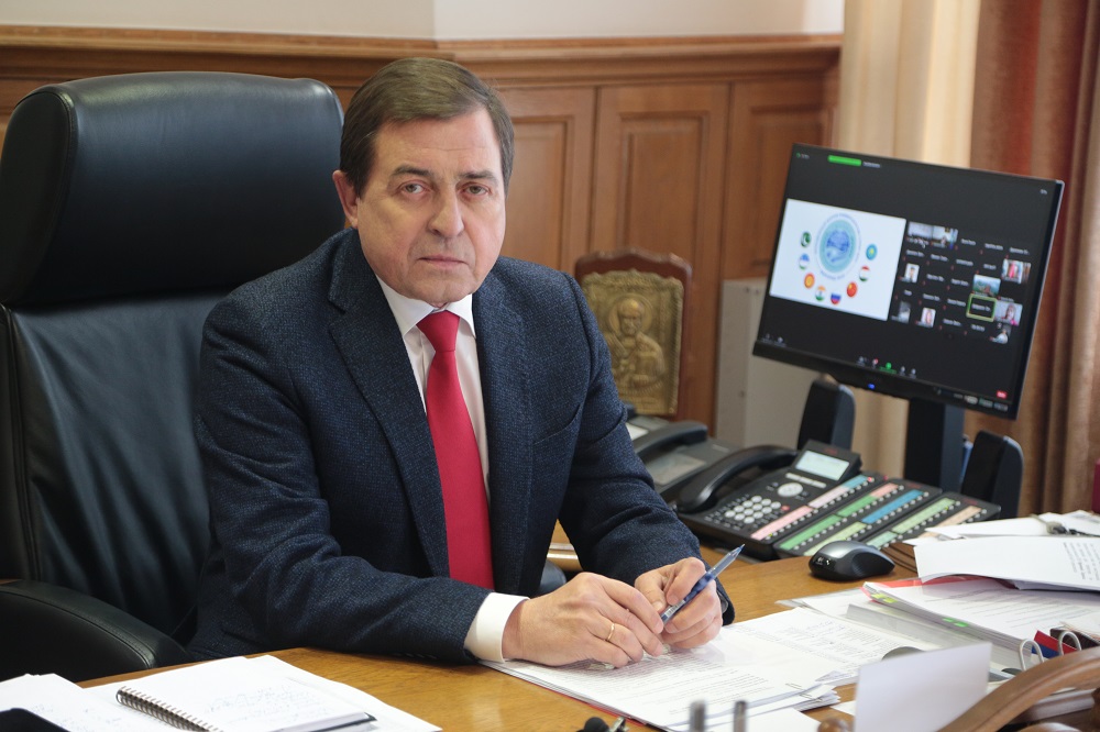 10 лет созидания