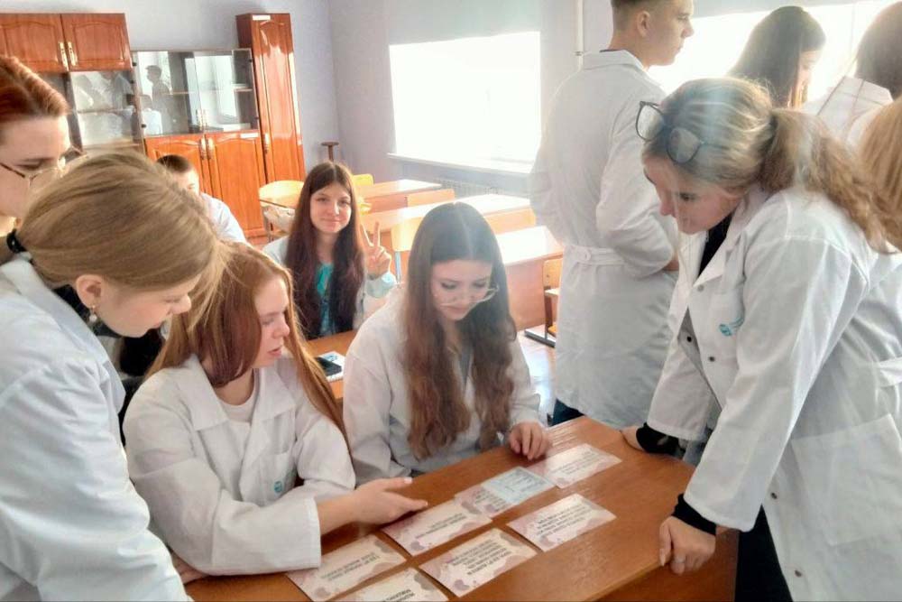 Более 1000 школьников приняли участие в Дне открытых дверей медицинского колледжа НИУ «БелГУ»