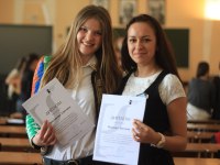 Увеличить Магистр 1 курса Ильенко Е.П. (справа) с коллегой из Минска