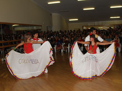 События НИУ «БелГУ» с «цветиком-восьмицветиком» – вокруг света