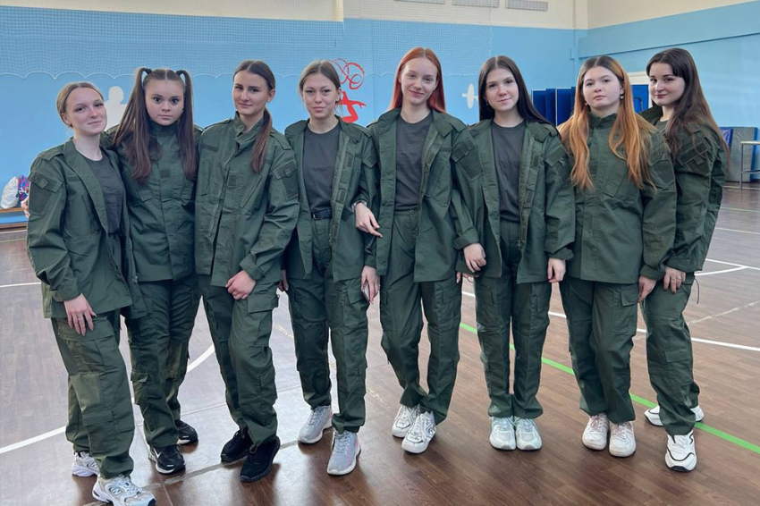 Студенты Старооскольского филиала НИУ «БелГУ» проходят обучение в центре «ВОИН» События НИУ «БелГУ» студенты старооскольского филиала ниу «белгу» проходят обучение в центре «воин»