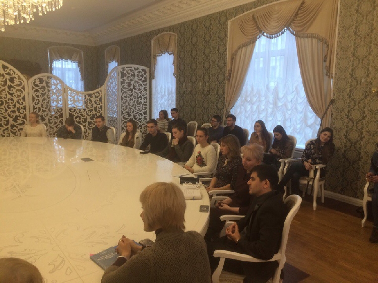 События НИУ «БелГУ» молодые политологи обсудили роль массмедиа в политике 