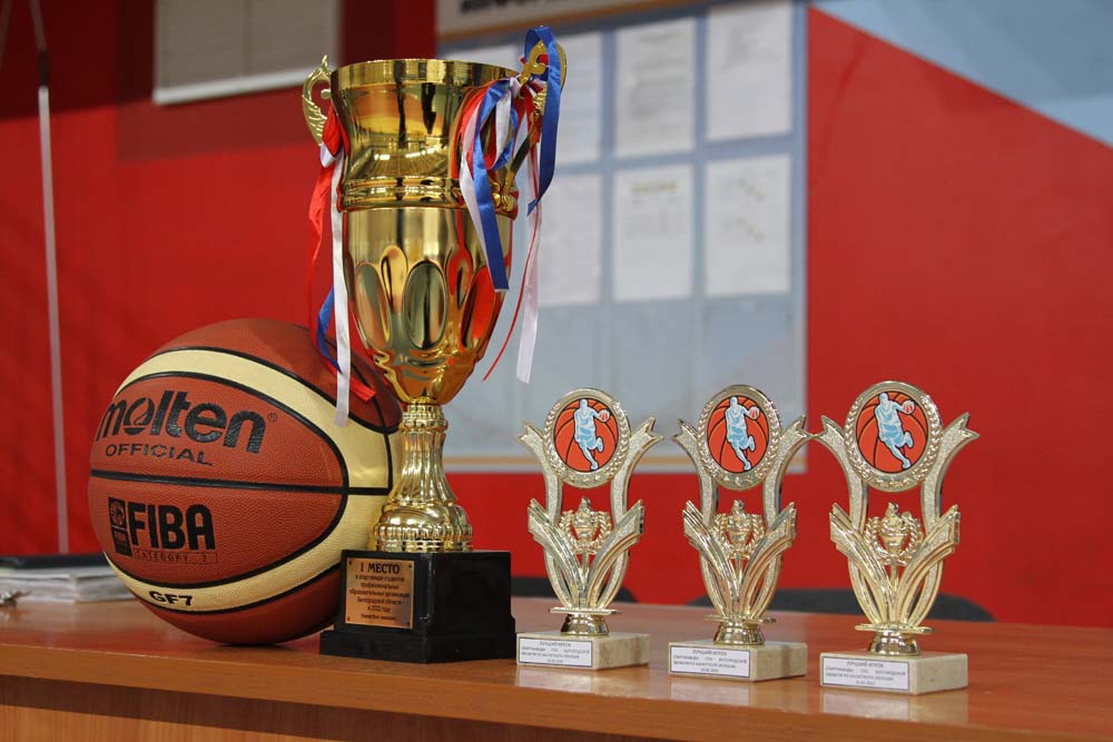 Студенты НИУ «БелГУ» стали призёрами областной спартакиады по баскетболу среди юношей