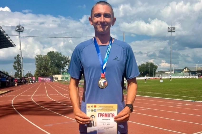 Выпускник НИУ «БелГУ» выиграл международные соревнования по лёгкой атлетике События НИУ «БелГУ» выпускник ниу «белгу» выиграл международные соревнования по лёгкой атлетике