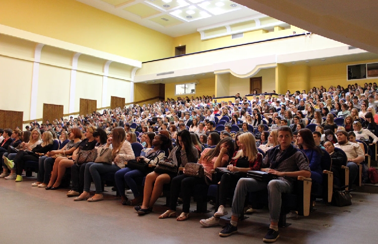 События НИУ «БелГУ» студенты отметили день молодого избирателя