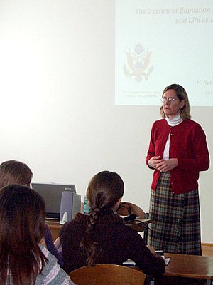 События НИУ «БелГУ» из посольства сша – на факультет ргф