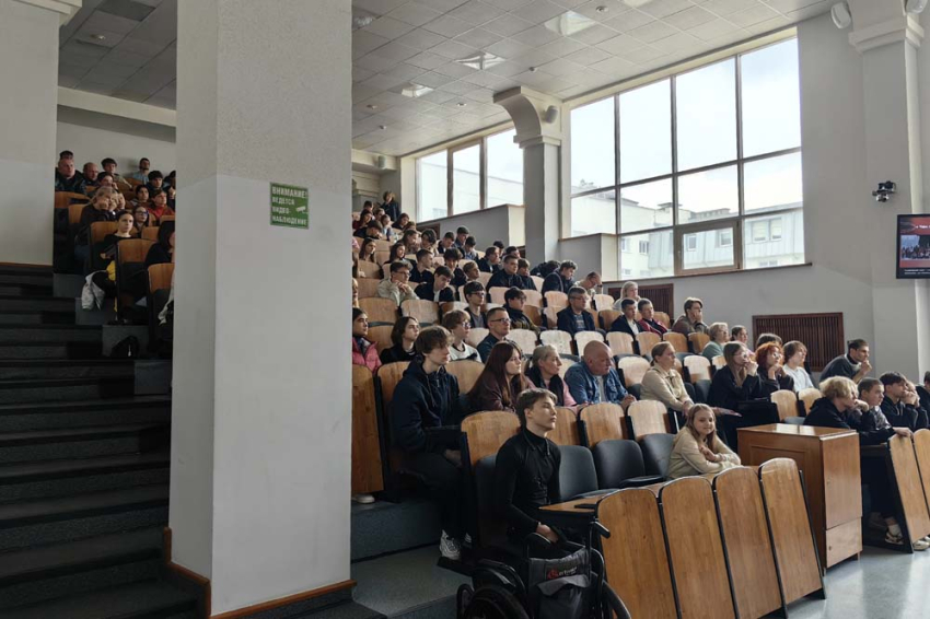 События НИУ «БелГУ» в институте инженерных и цифровых технологий ниу «белгу» прошёл день абитуриента