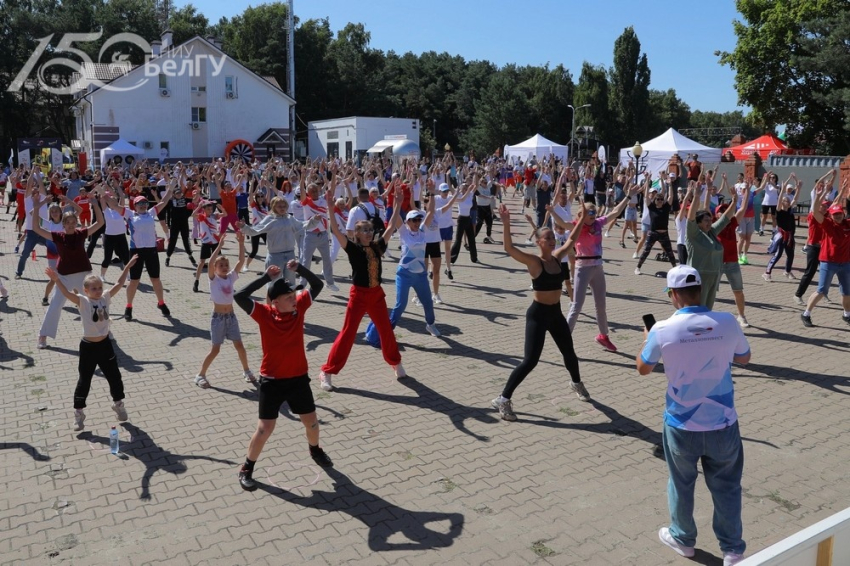 События НИУ «БелГУ» студенты соф ниу «белгу» приняли участие в установлении нового рекорда россии