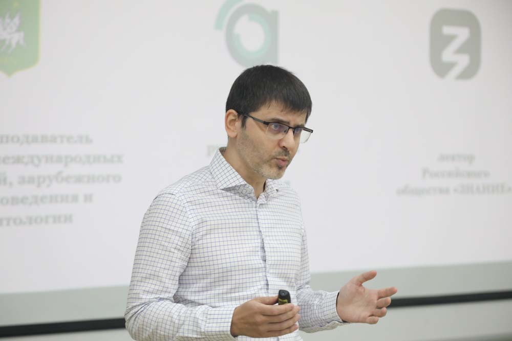 Увеличить Учёный НИУ «БелГУ» прокомментировал вручение Нобелевской премии мира
