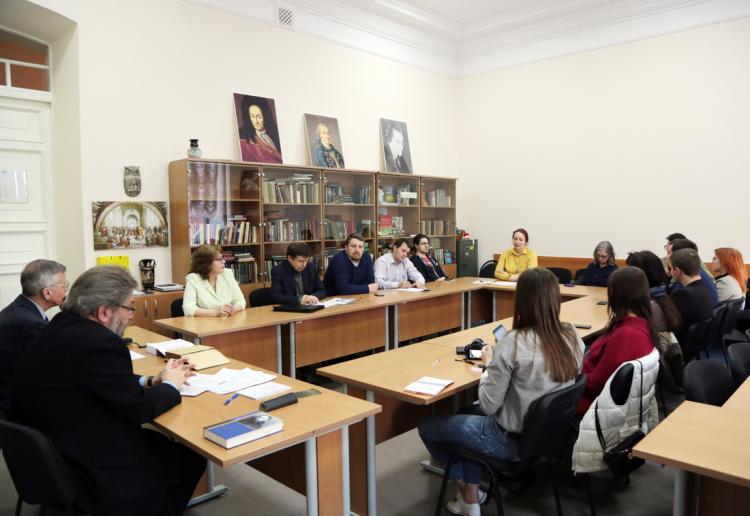 События НИУ «БелГУ» теоретический семинар профессора, доктора философии джона бёрджесса в ниу «белгу»