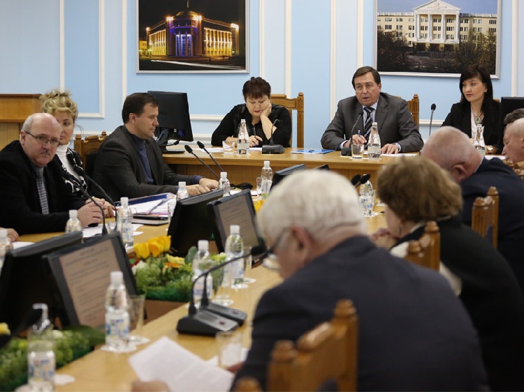 События НИУ «БелГУ» состоялось заседание общественного совета