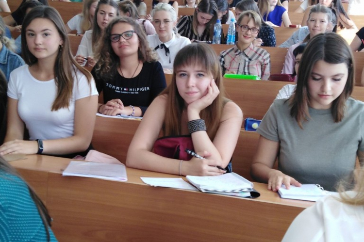 Мы молодые - нам выбирать!