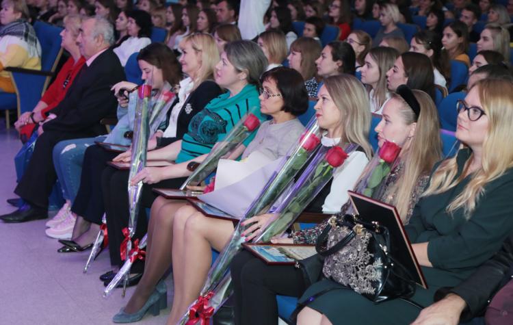 События НИУ «БелГУ» университет поздравил ветеранов с днём учителя