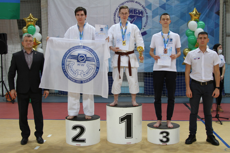 События НИУ «БелГУ» представители ниу «белгу» – триумфаторы iv студенческих игр боевых искусств цфо