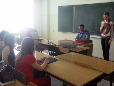 События НИУ «БелГУ» экономистам напомнили о правилах дорожного движения