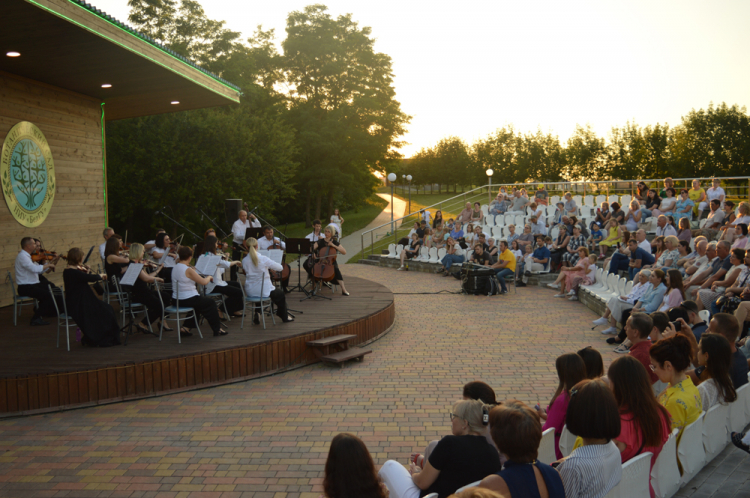 События НИУ «БелГУ» от старины до современности с «mezzo music»