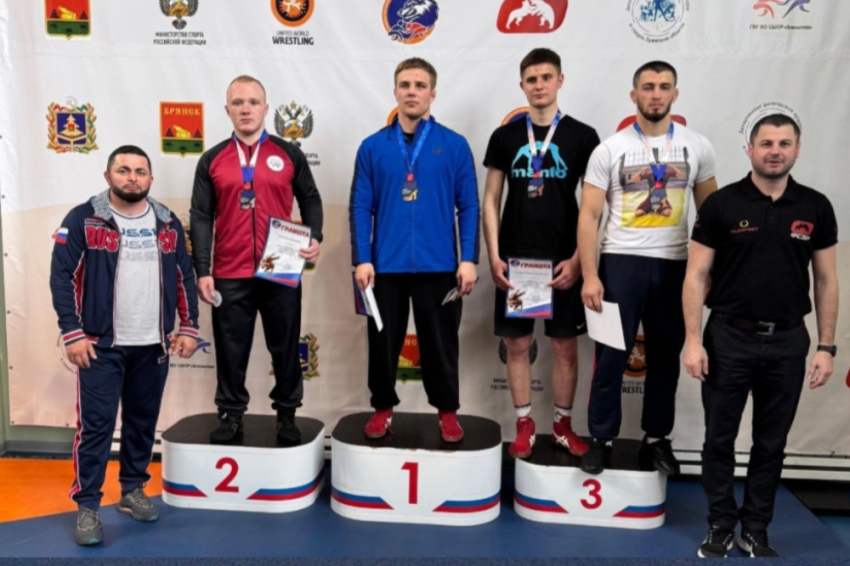 Студенты НИУ «БелГУ» стали призёрами Спартакиады и чемпионата ЦФО по вольной борьбе События НИУ «БелГУ» студенты ниу «белгу» стали призёрами спартакиады и чемпионата цфо по вольной борьбе