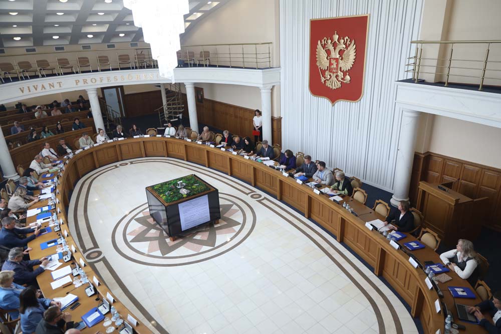Увеличить Вклад международной деятельности НИУ «БелГУ» в экономическое и социокультурное развитие региона обсудили на Учёном совете