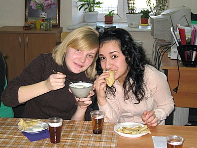 События НИУ «БелГУ»  и блинов поели, и наговорились…