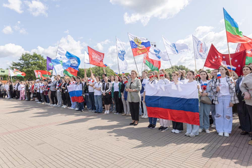 Студенты НИУ «БелГУ» посетили форум в Бресте События НИУ «БелГУ» студенты ниу «белгу» посетили форум в бресте