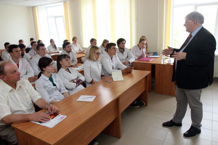 События НИУ «БелГУ» студенты университета встретились с выдающимся учёным