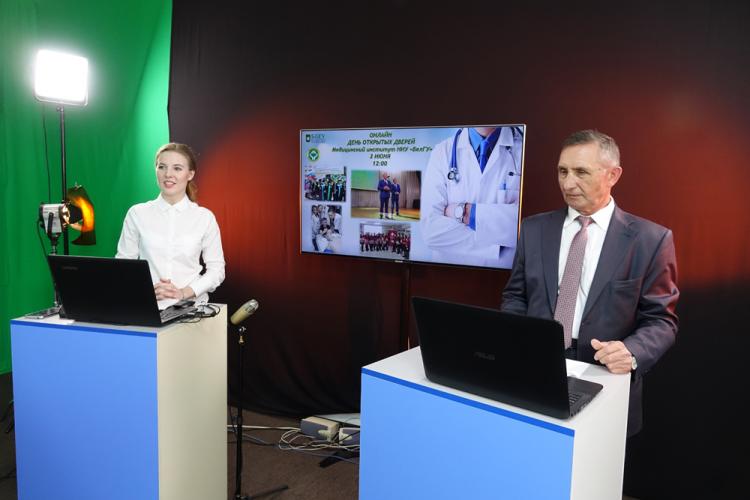 События НИУ «БелГУ» абитуриенты узнали о преимуществах обучения в медицинском институте