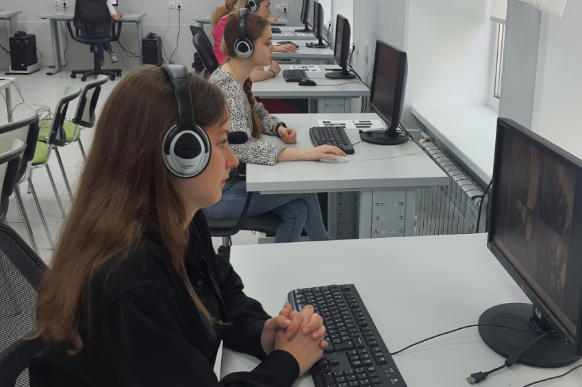 События НИУ «БелГУ» студенты белгородского госуниверситета наблюдают за ходом егэ