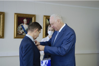 Отмечен высокой наградой