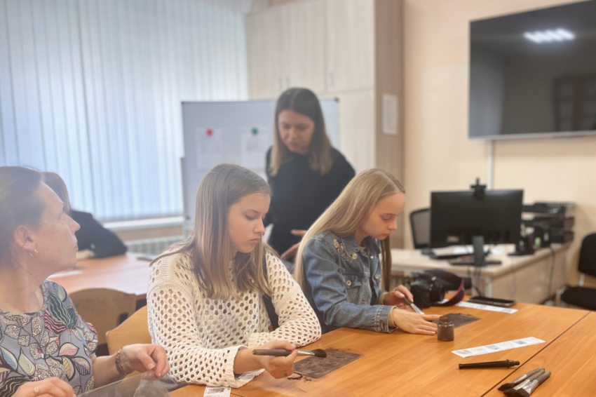 В юридическом институте НИУ «БелГУ» провели мастер-класс «Тайна на кончиках пальцев» События НИУ «БелГУ» в юридическом институте ниу «белгу» провели мастер-класс «тайна на кончиках пальцев»
