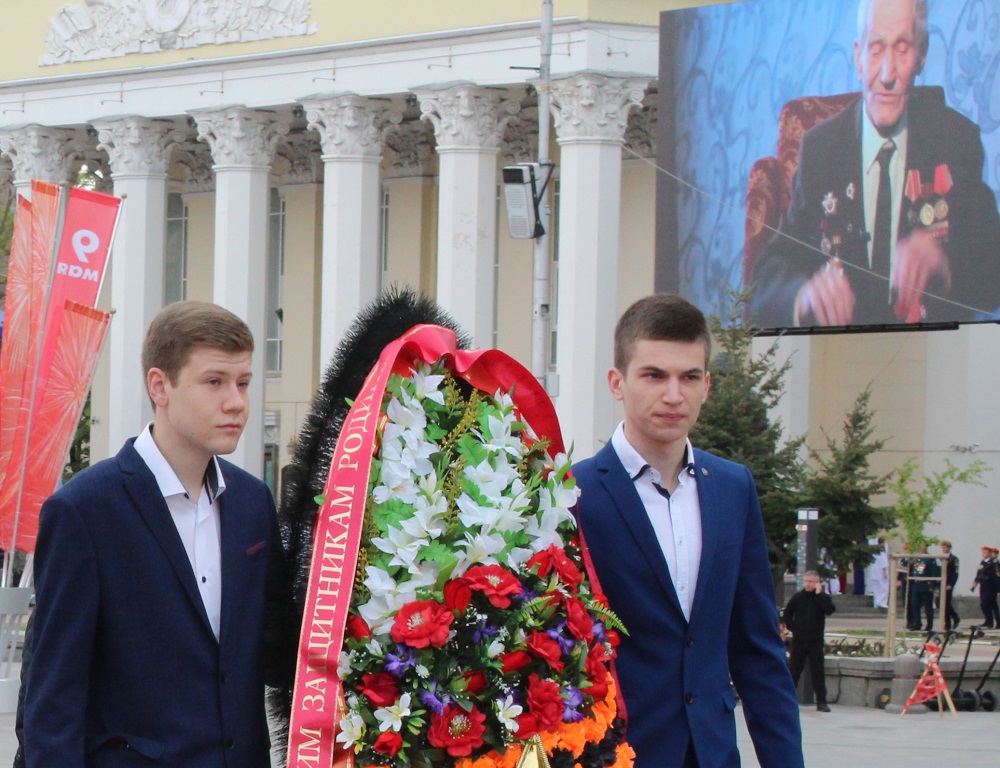 БелГУ принял участие в «Волне памяти» и шествии «Бессмертного полка»