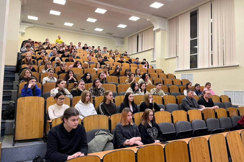 События НИУ «БелГУ» в инжиниринговом колледже ниу «белгу» прошёл открытый диалог на тему экстремистской символики