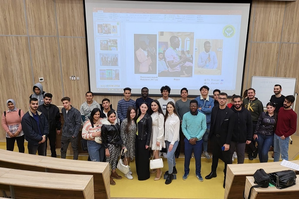 Студенты НИУ «БелГУ» проводят профориентацию иностранных обучающихся