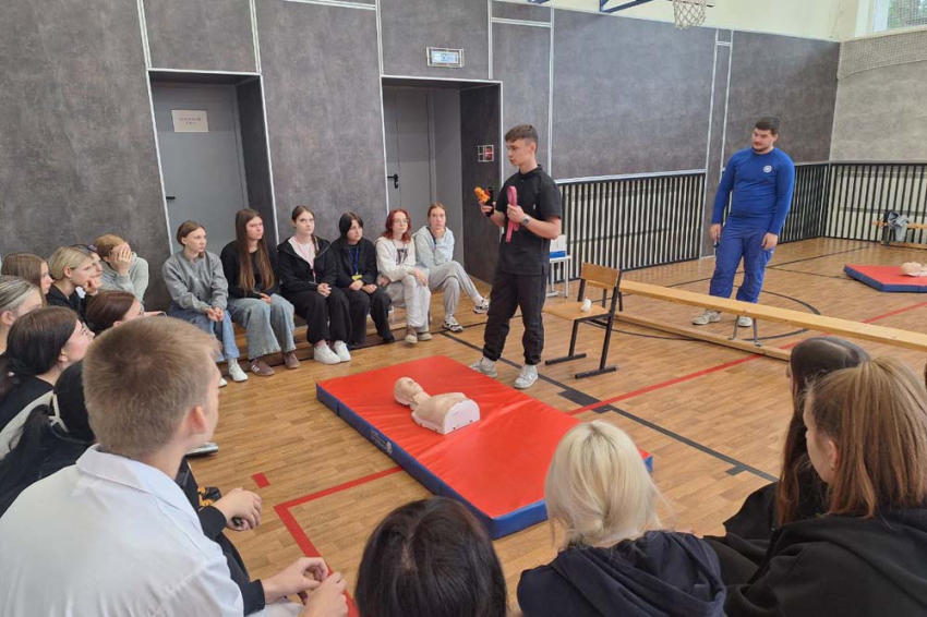 События НИУ «БелГУ» на площадке медицинского колледжа ниу «белгу» началось обучение первокурсников основам оказания первой помощи 


