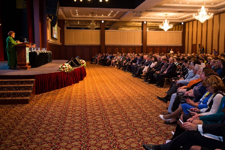 События НИУ «БелГУ» профессора ниу «белгу» приняли участие в v конгрессе преподавателей русского языка 