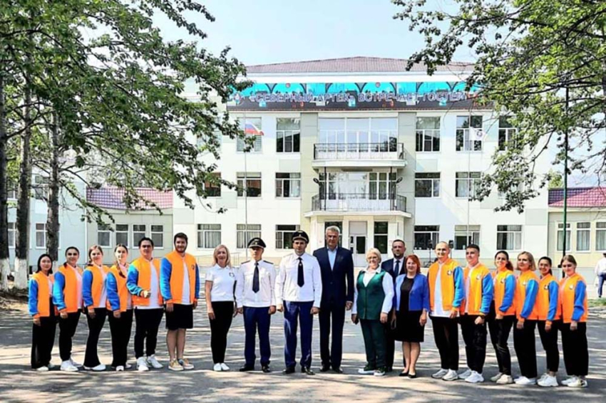 События НИУ «БелГУ» студенты пединститута ниу «белгу» проведут четыре смены в «северном артеке»