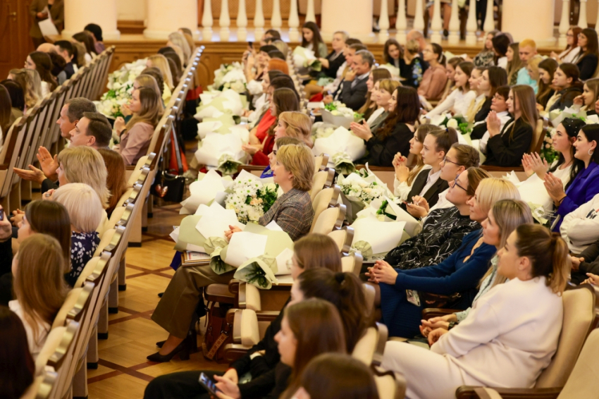 События НИУ «БелГУ» студенты ниу «белгу» получили именные стипендии губернатора белгородской области