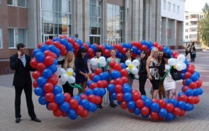Отзвенел «Последний звонок» для выпускников факультета психологии-2012