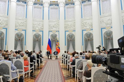 Общественная палата – место для дискуссий События НИУ «БелГУ» общественная палата – место для дискуссий