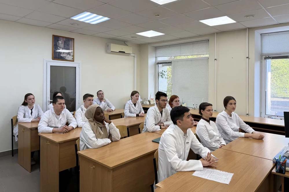 Увеличить Университетская среда в НИУ «БелГУ»: биохимия без границ и реальные кейсы в стоматологии
