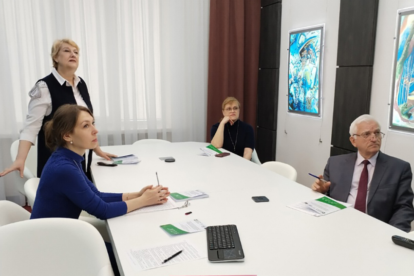 События НИУ «БелГУ» год педагога и наставника: ученые обсуждают проблемы профессионально-педагогической культуры 