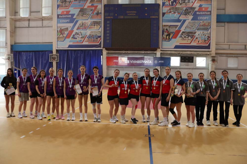 События НИУ «БелГУ» в ниу «белгу» прошли соревнования по мини-лапте среди женских команд обучающихся институтов и колледжей