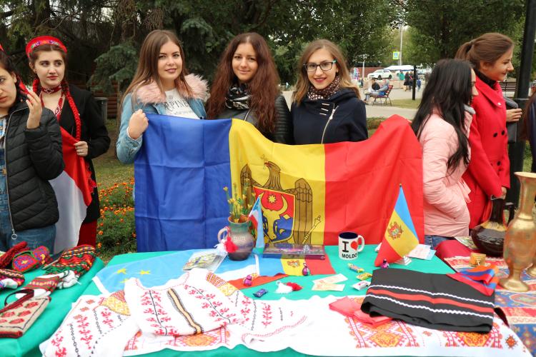 События НИУ «БелГУ» студенты ниу «белгу» – на фестивале туризма