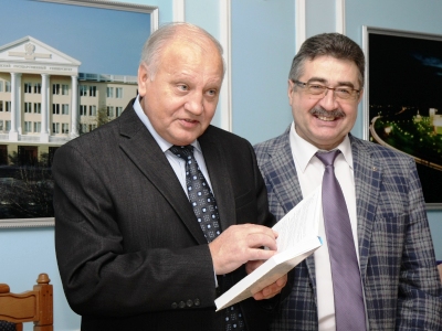 События НИУ «БелГУ» награда из рук омбудсмена