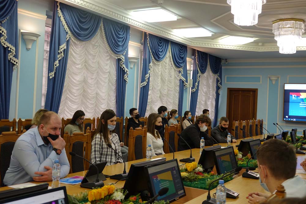 События НИУ «БелГУ» студенты предложили способ снижения затрат при закладочных работах на подземном руднике