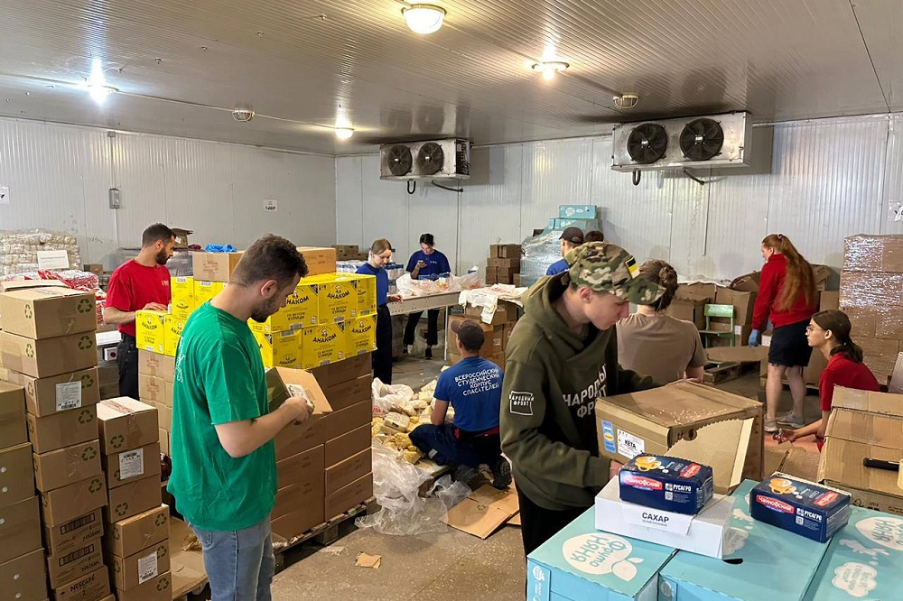 Добровольцы НИУ «БелГУ» продолжают оказывать помощь белгородцам и участникам СВО