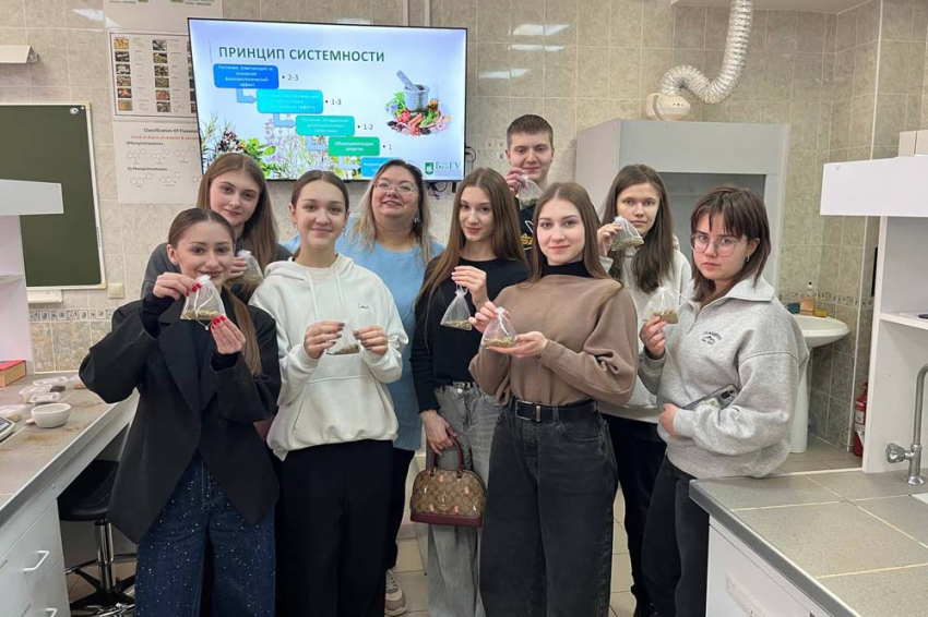 События НИУ «БелГУ» в институте фармации, химии и биологии продолжаются «университетские субботы»