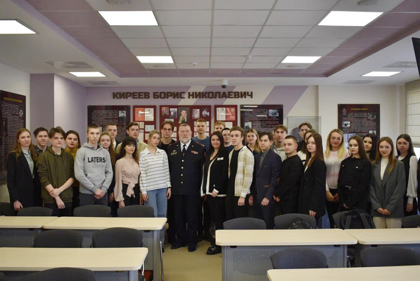 События НИУ «БелГУ» студенты ниу «белгу» встретились с родоначальником одной из юридических династий